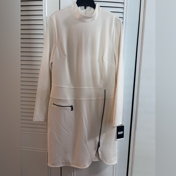 DKNY-NWT Women's Zip-Detail Mock-Neck Long-Sleeve Dress-0270 - Picture 2 of 7